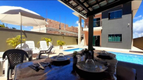 Casa Tocantins com 5 quartos, piscina e churrasqueira para 16 pessoas